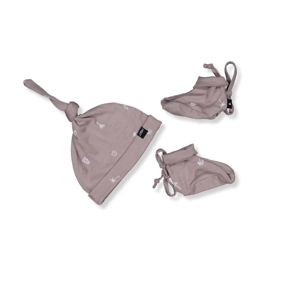LITTLE FLOCK OF HORRORS KNOTTED BEANIE & BOOTIE SET - Taupe Nature