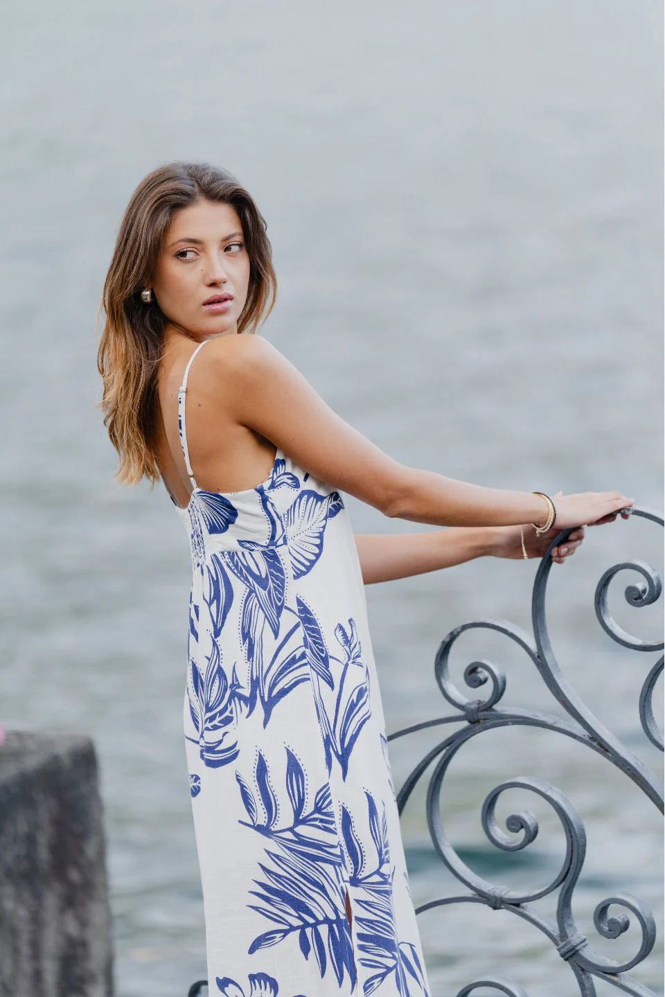 STORIES TO BE TOLD CITIZEN MAXI DRESS - NAVY SILHOUETTE