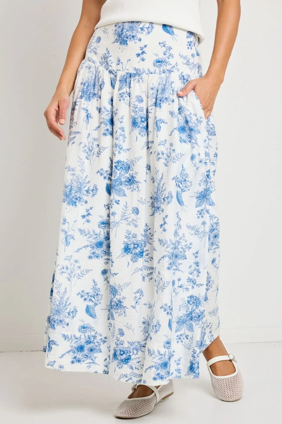 IVY + JACK AFFINITY MAXI SKIRT PORCELAIN PRINT