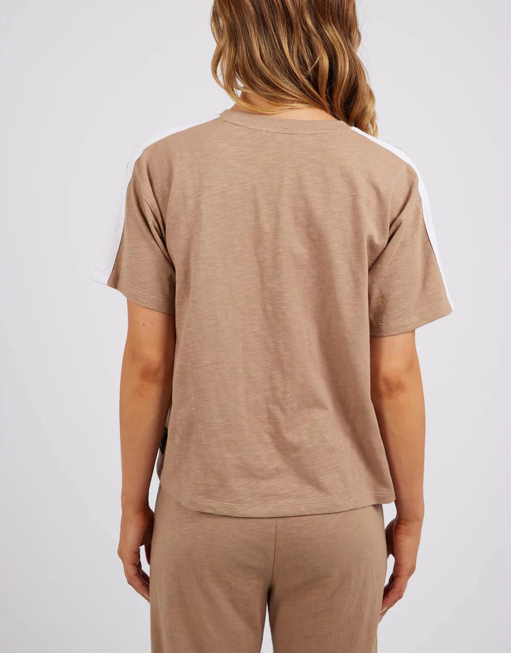 FOXWOOD POWER TEE - MOCHA